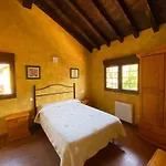 בית כפרי Avellanos Casa 2 *