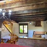 Avellanos Casa 2 * Celis