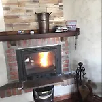 Avellanos Casa 2 בית כפרי