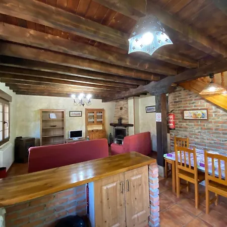 Avellanos Casa 2 * Celis