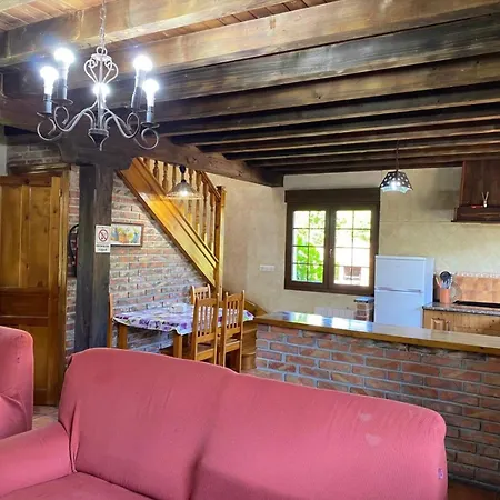 Avellanos Casa 2 *