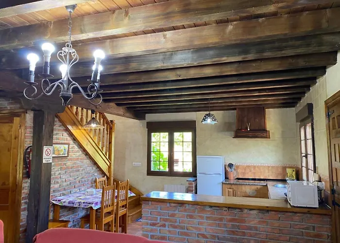 Avellanos Casa 2 Casa rural Celis