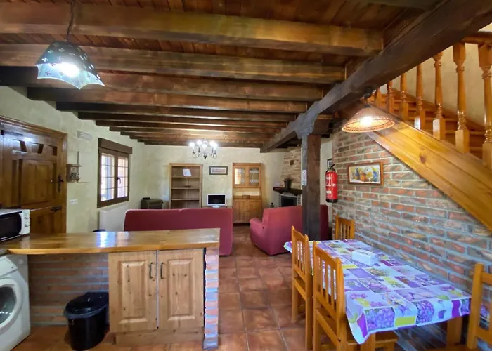 Avellanos Casa 2 Casa rural Celis